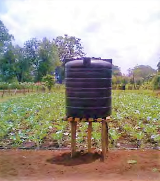 A low-cost “farm-kit system” with a 1000 litres water tank can service up one-eight of an acre. Source: IPTRID (2008)