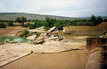 Diversion weir blown up by farmers as it interfered with the base flows, Pakistan. Source: FAO (2010)
